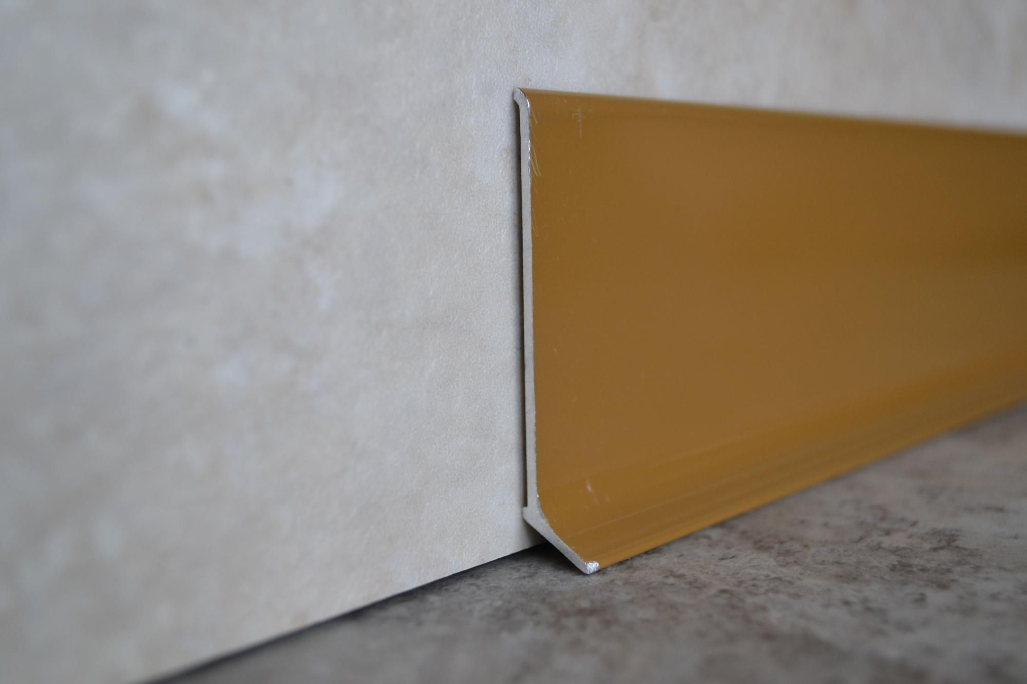 Плинтус алюминиевый L-образный золотой (2500*11*60 мм) — купить в Иркутске