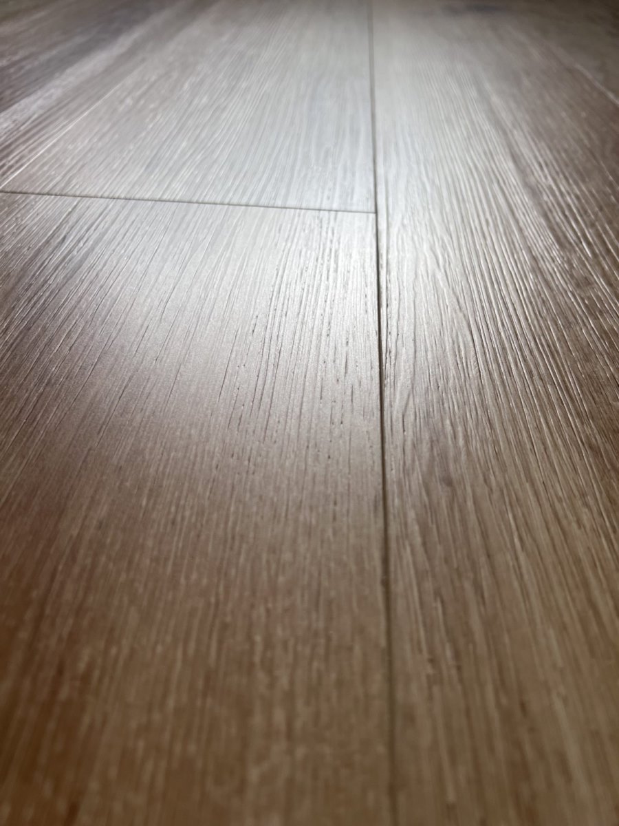 SPC ламинат "OneFloor" ЕСО 5011 (4V фаска) (1220*184*4 мм) — купить в Иркутске