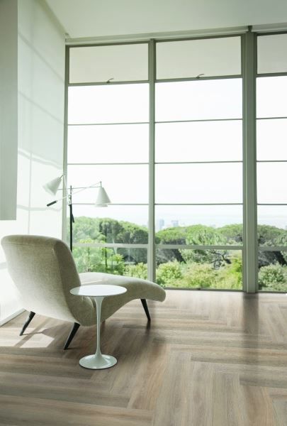 Кварцвиниловая плитка "LG" Орешник классический (1200*180*2 мм) — купить в Иркутске